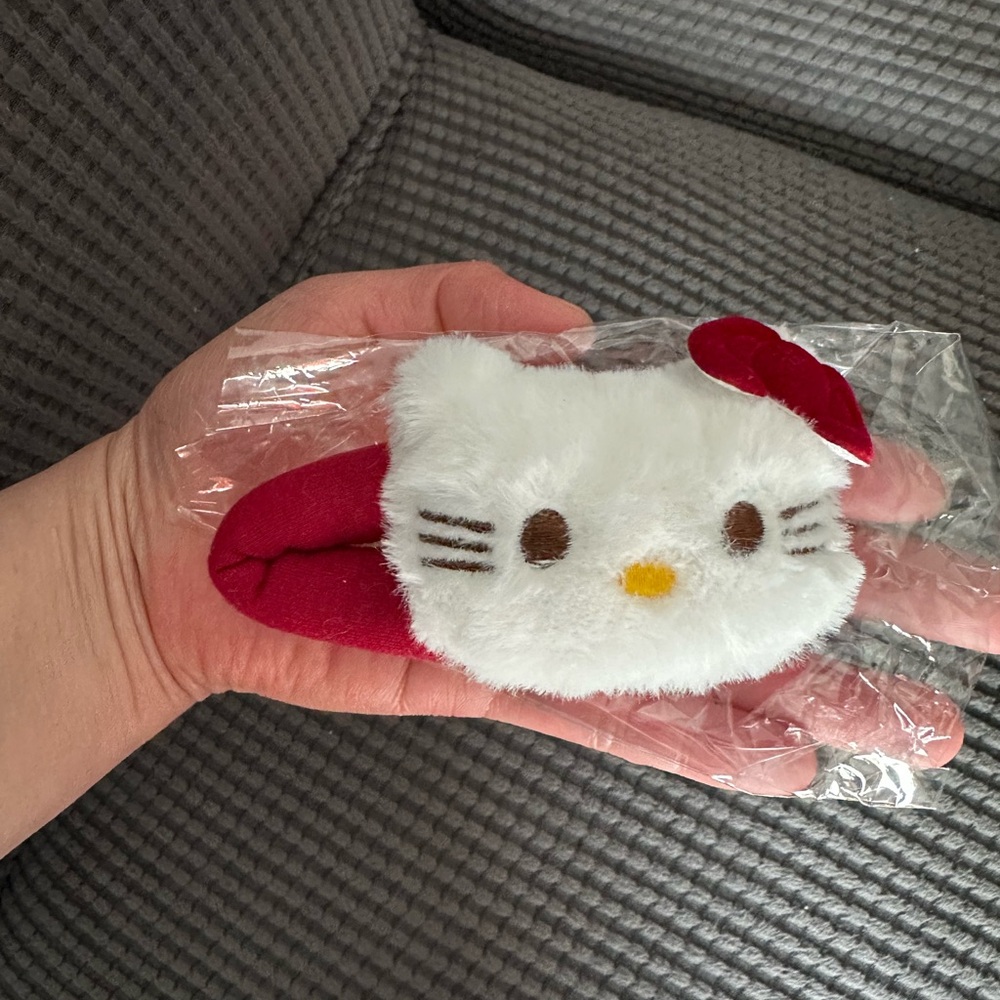 Hello Kitty Fluffy Red plush hair snap clip NEW